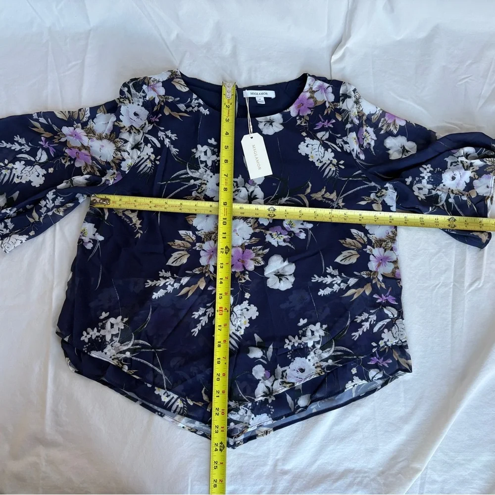 Women’s Floral Navy Blue Chiffon Top Blouse Size Medium - Picture 9 of 9